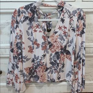 Women’s blouse